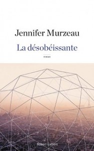 (1)la désobéissante